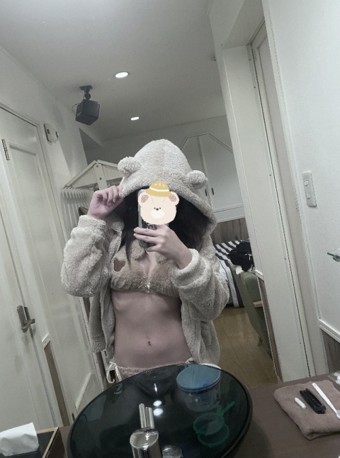 業界初ナオ【HAREMのブログ写真