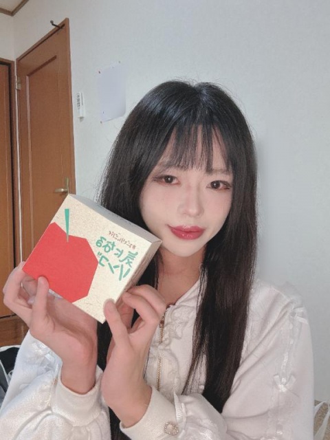 イヴ　　ニューハーフのブログ写真